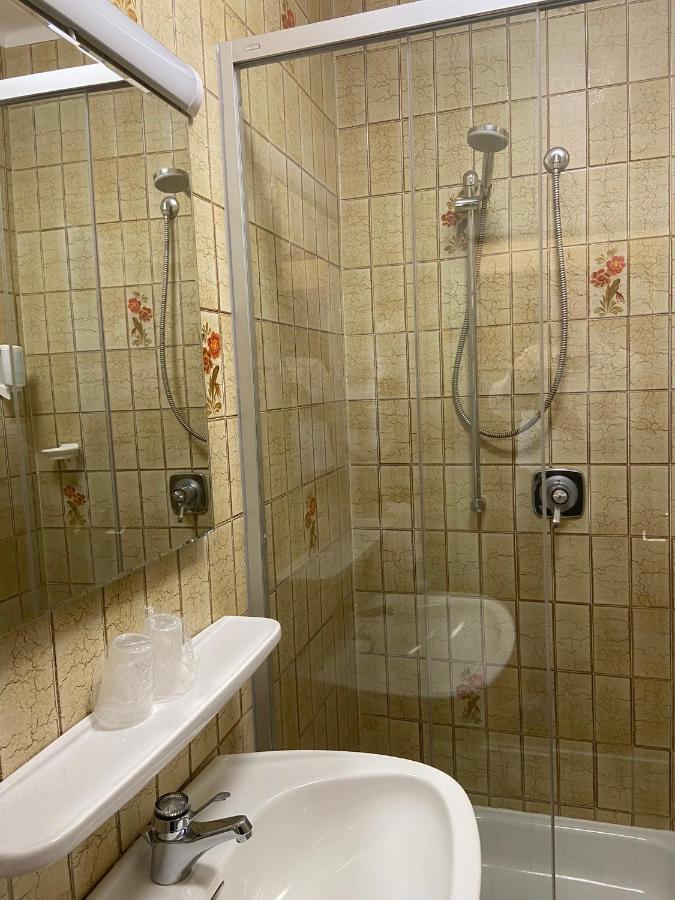Hotel Gasthof Wastl Аппиано-Сулла-Страда-дель-Вино Экстерьер фото