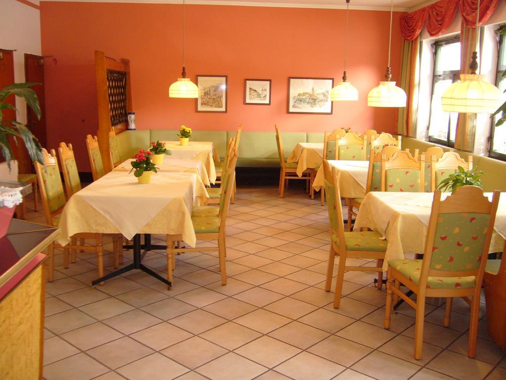 Hotel Gasthof Wastl Аппиано-Сулла-Страда-дель-Вино Экстерьер фото