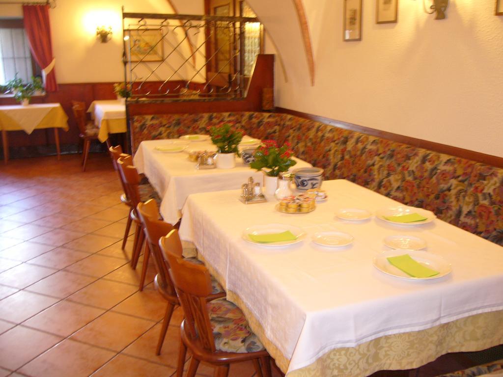 Hotel Gasthof Wastl Аппиано-Сулла-Страда-дель-Вино Экстерьер фото
