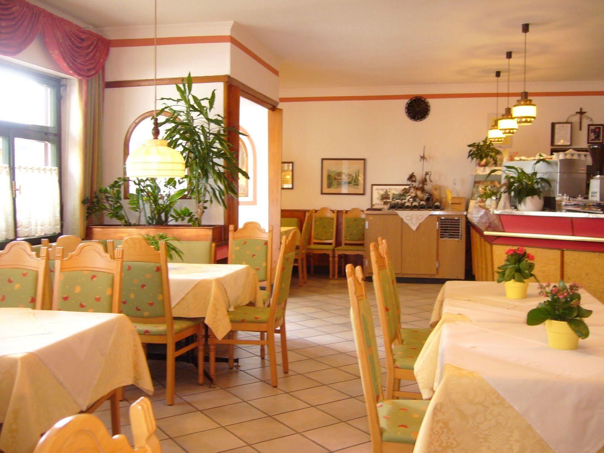 Hotel Gasthof Wastl Аппиано-Сулла-Страда-дель-Вино Экстерьер фото