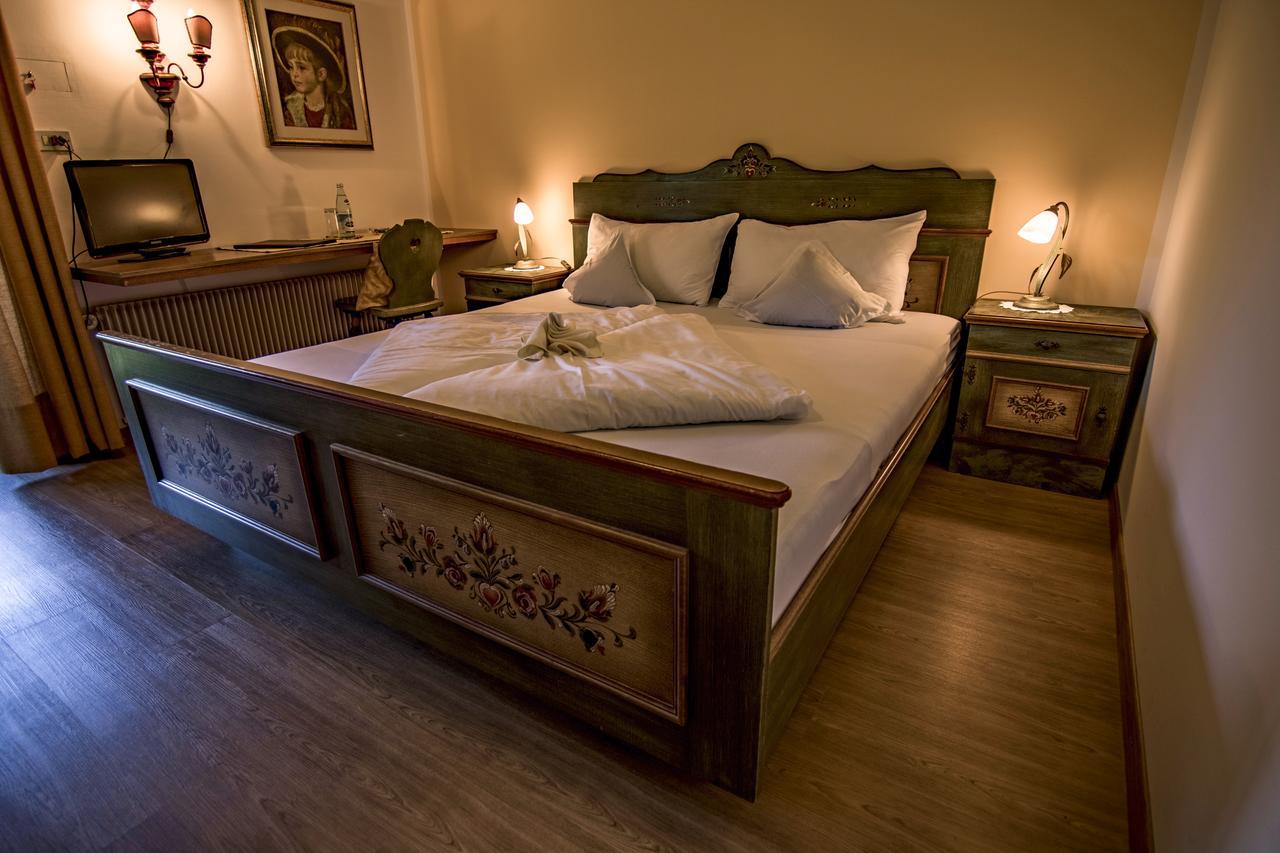 Hotel Gasthof Wastl Аппиано-Сулла-Страда-дель-Вино Экстерьер фото